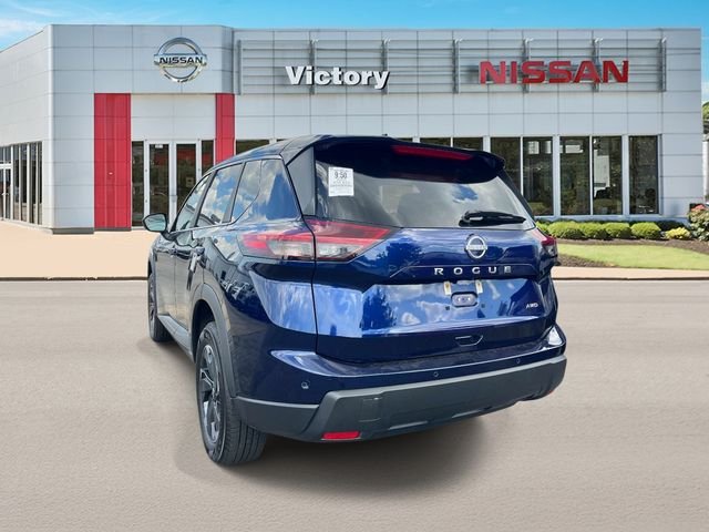 Used 2025 Blue Nissan SV image 4