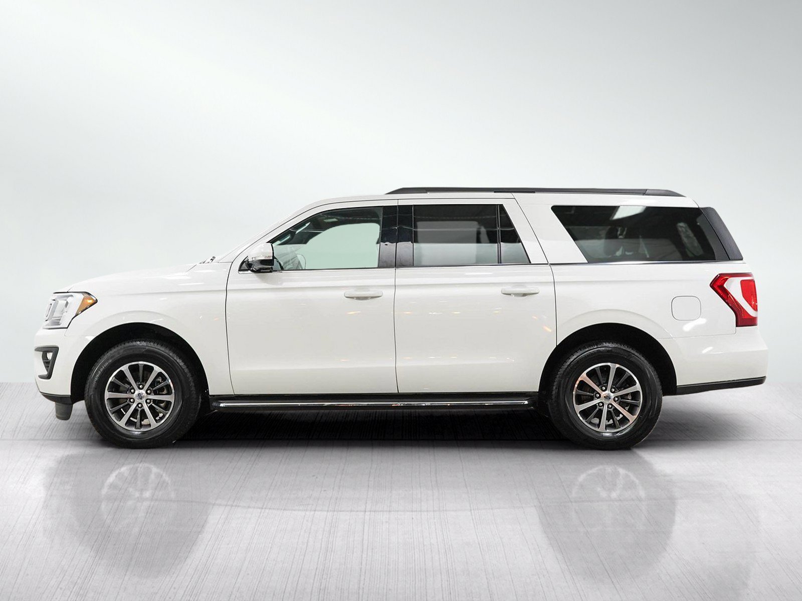 Used 2021 Ford Expedition XLT with VIN 1FMJK1JT2MEA49671 for sale in Minneapolis, Minnesota