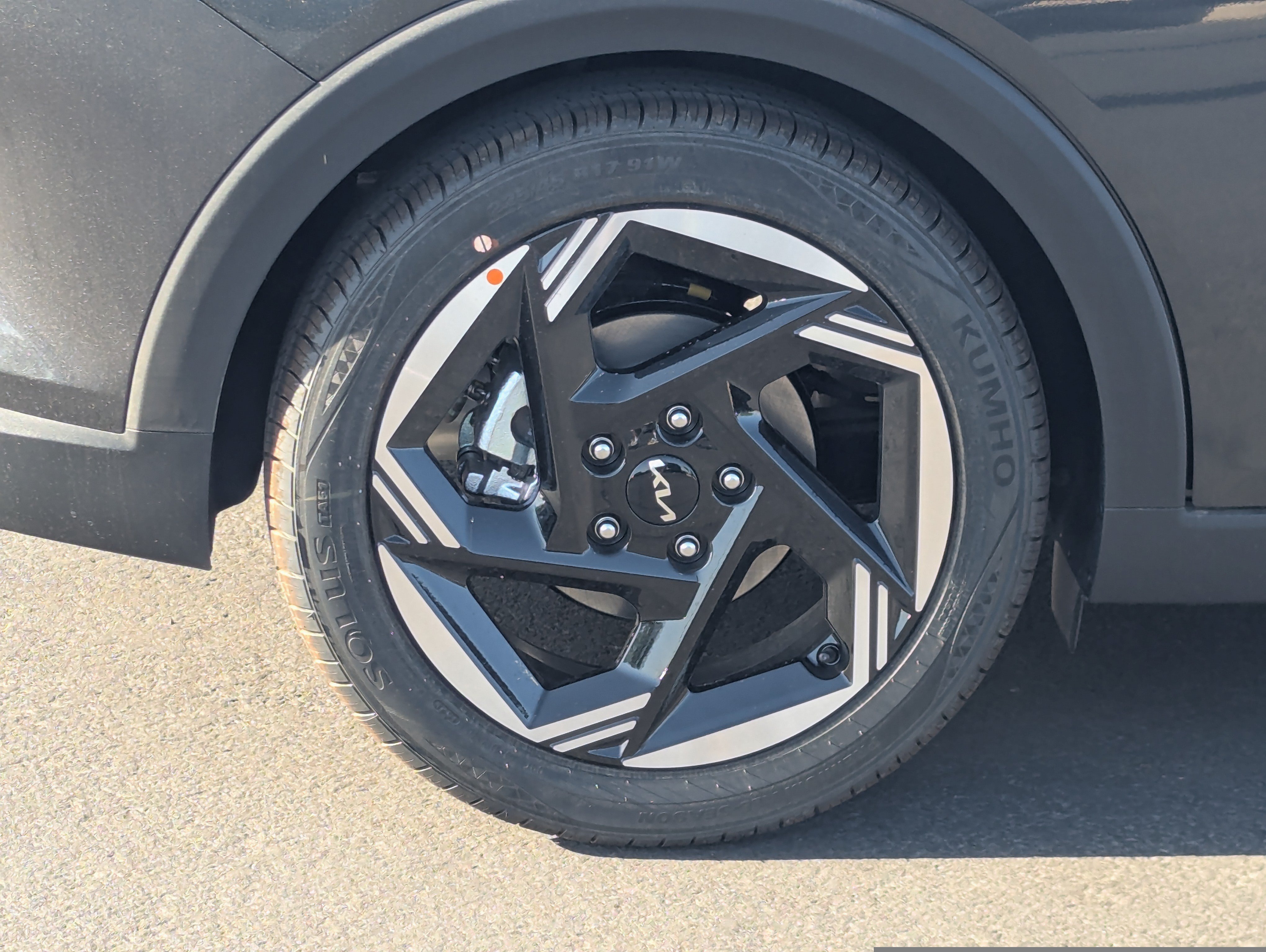 New 2026 Interstellar Gray Kia EX image 7