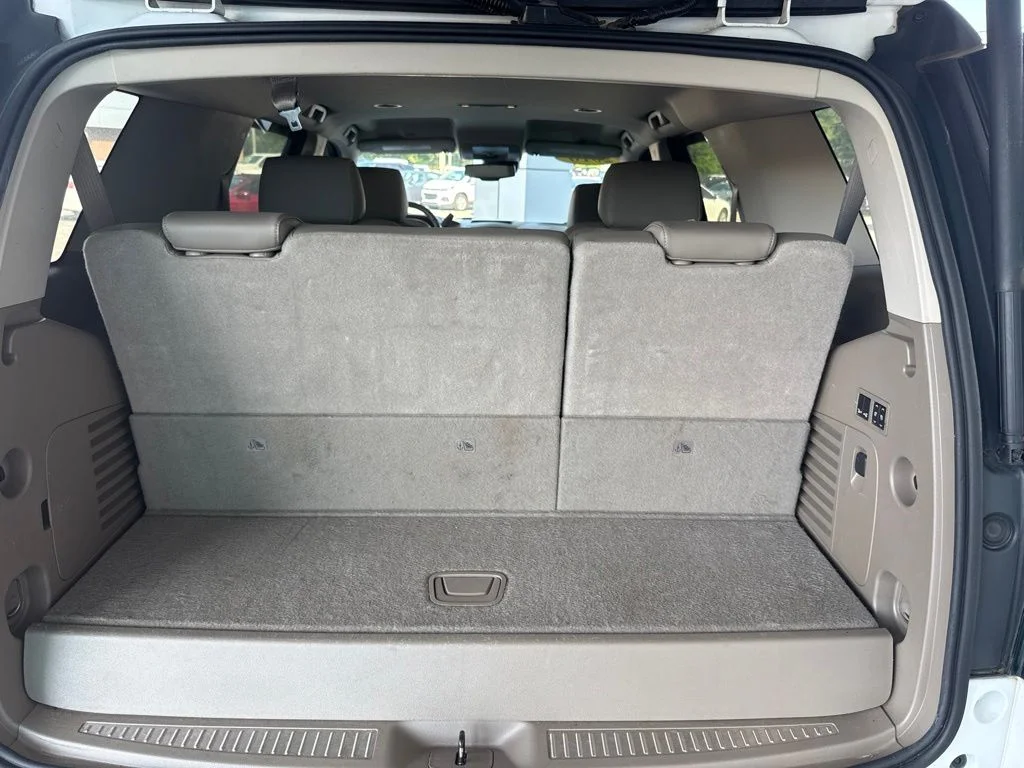 Used 2016 White GMC SLT image 42