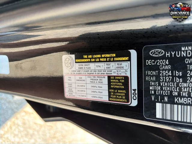 Used 2025 Black Hyundai SEL image 29