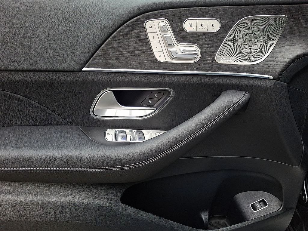 Used 2026 Selenite Grey Metallic Mercedes-Benz GLE 450 image 7