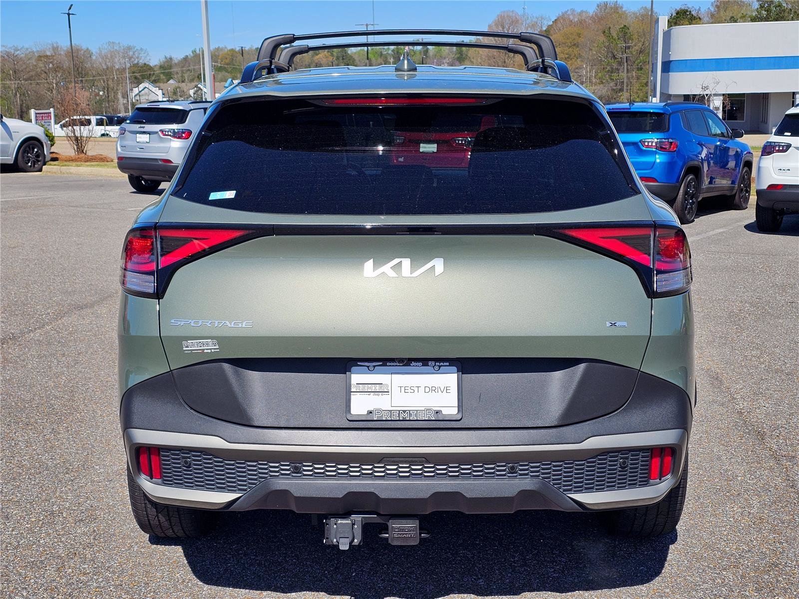 Used 2023 Jungle Green Kia X-Line image 10
