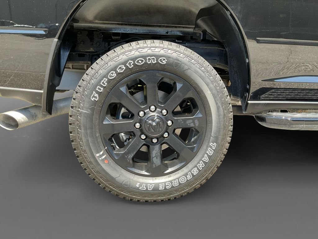 New 2026 Diamond Black Crystal Pearl-Coat Exterior Paint RAM Big Horn image 15