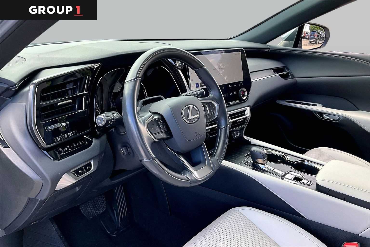 Used 2023 Iridium Lexus Premium Plus image 15