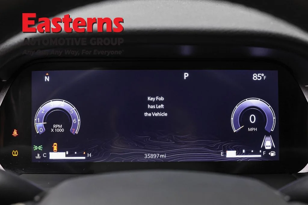 Used 2022 Black Jeep Laredo image 18