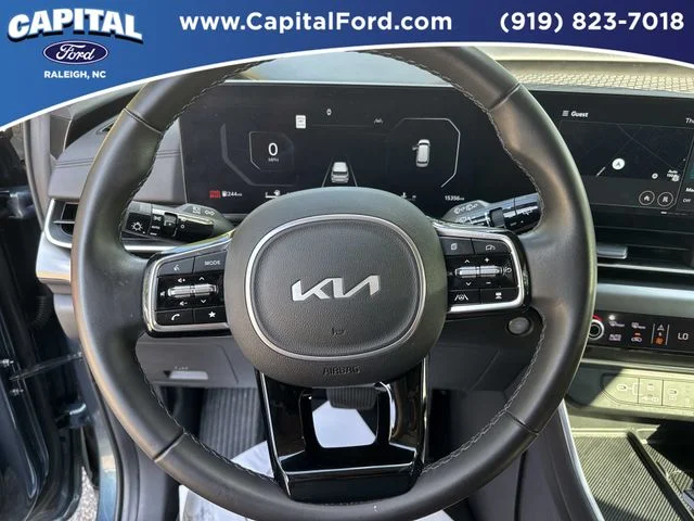 Used 2025 Blue Kia SX image 25