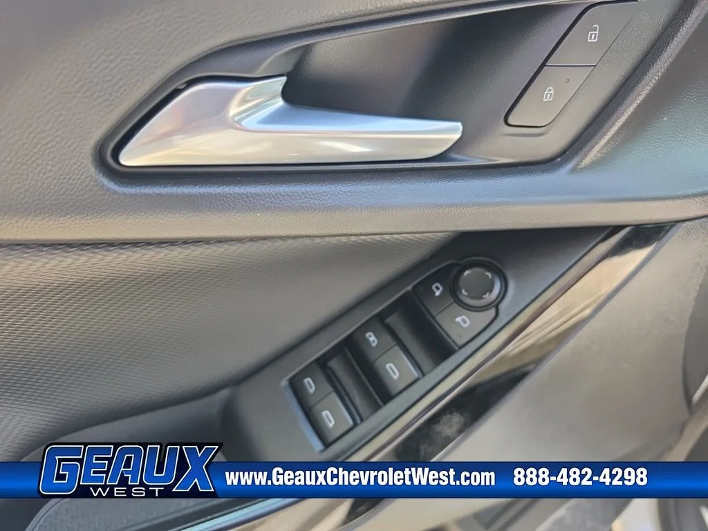 Used 2026 White Chevrolet LT image 31