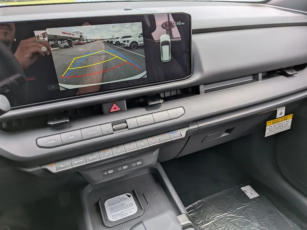 New 2027 Snow White Pearl Kia X-Line S image 44