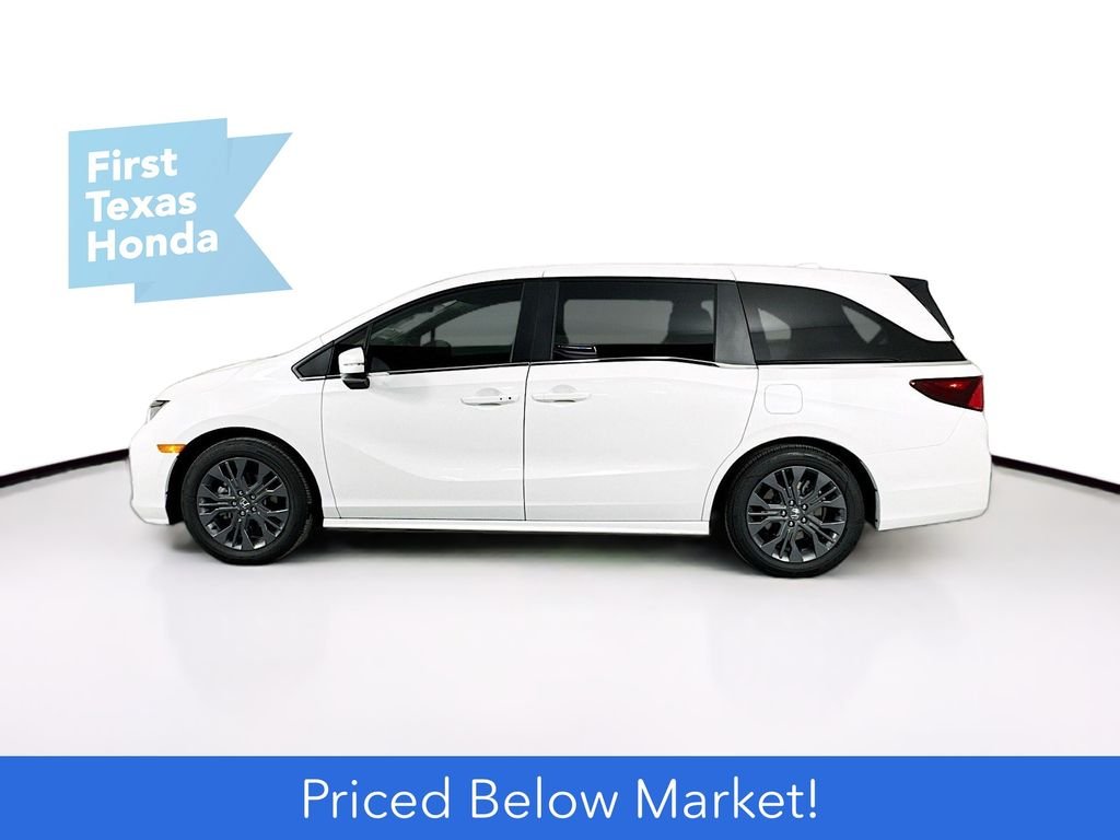 New 2026 Platinum White Pearl Honda Touring image 4