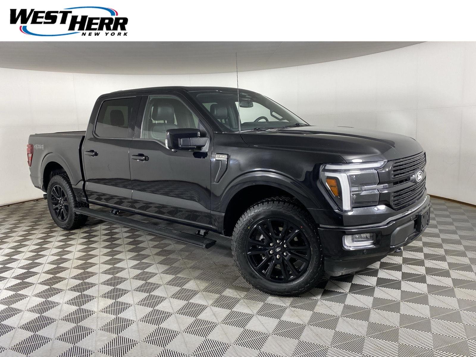 2024 Ford F-150 Platinum 4x4 SuperCrew 145 in's photo