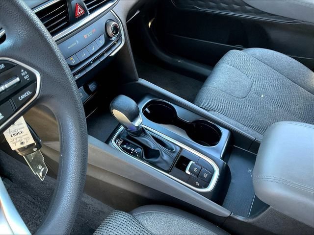 Used 2019 Gray Hyundai SE image 20