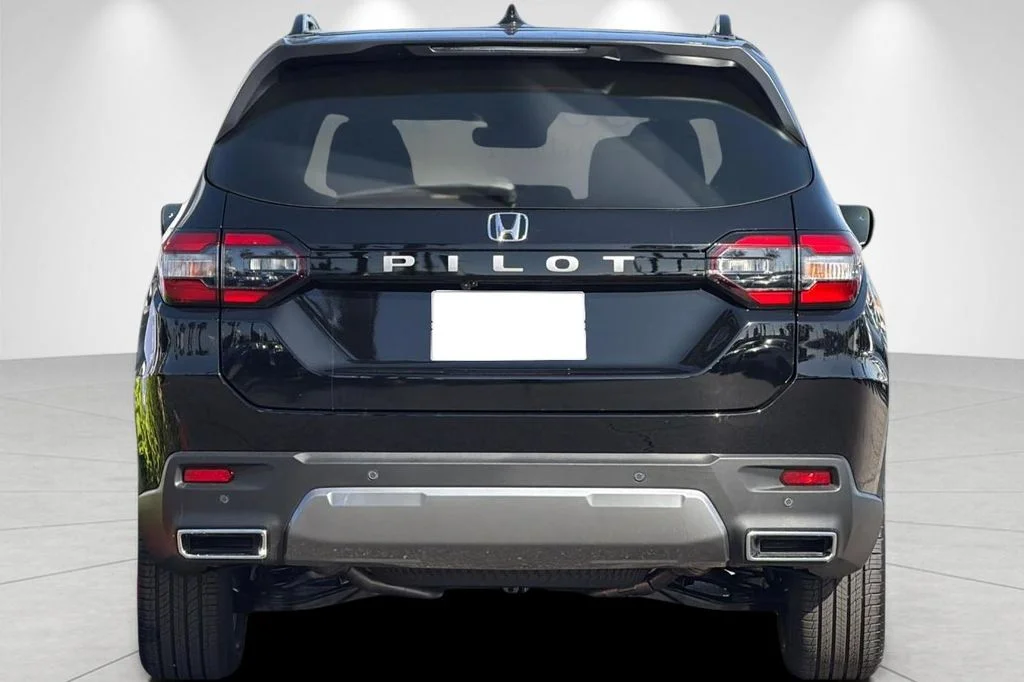 New 2026 Crystal Black Pearl Honda EX-L image 5