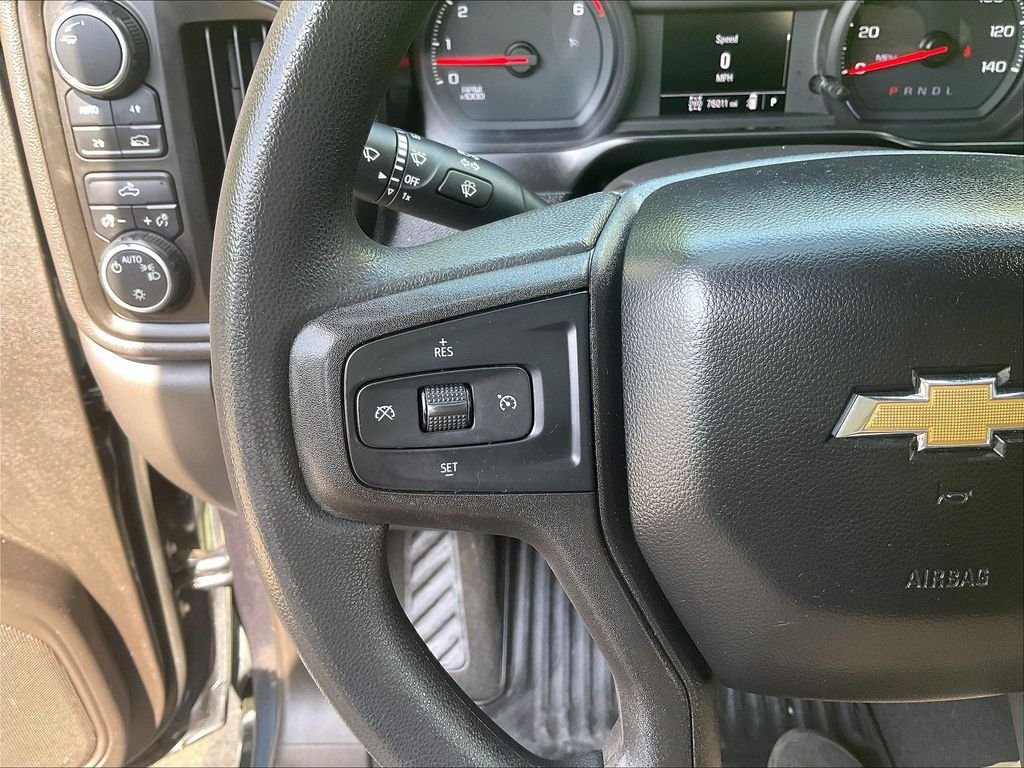 Used 2020 Gray Chevrolet Custom image 23