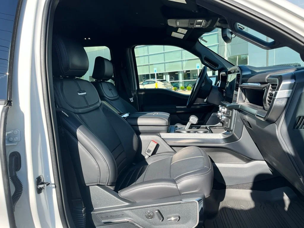 New 2026 White Ford Platinum image 7