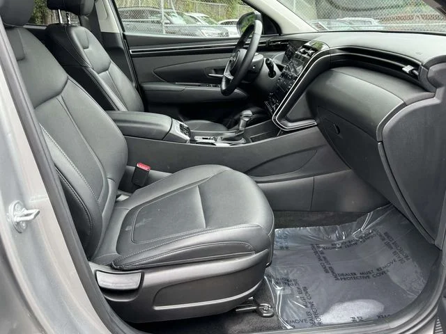 Used 2023 Silver Hyundai SEL image 16