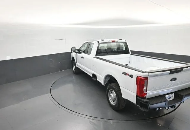 New 2026 Oxford White Ford F-350® XL image 24