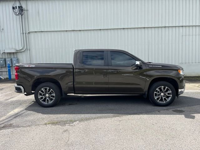 Used 2024 Harvest Gold / Bronze Chevrolet LT image 4