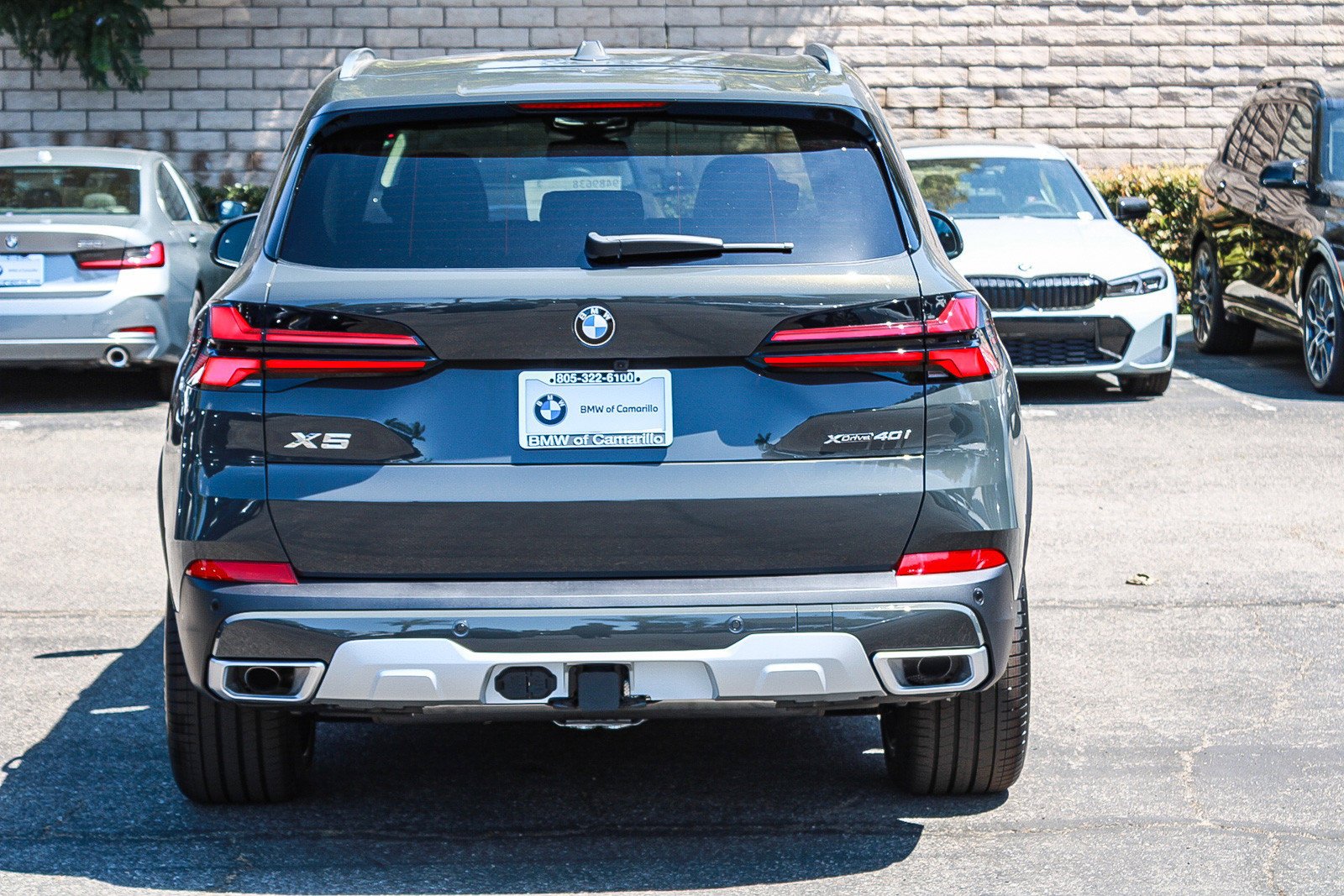 New 2026 Dravit Grey Metallic BMW xDrive40i image 5