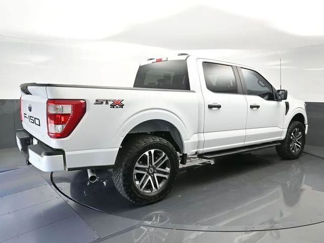 Used 2023 White Ford XL image 7