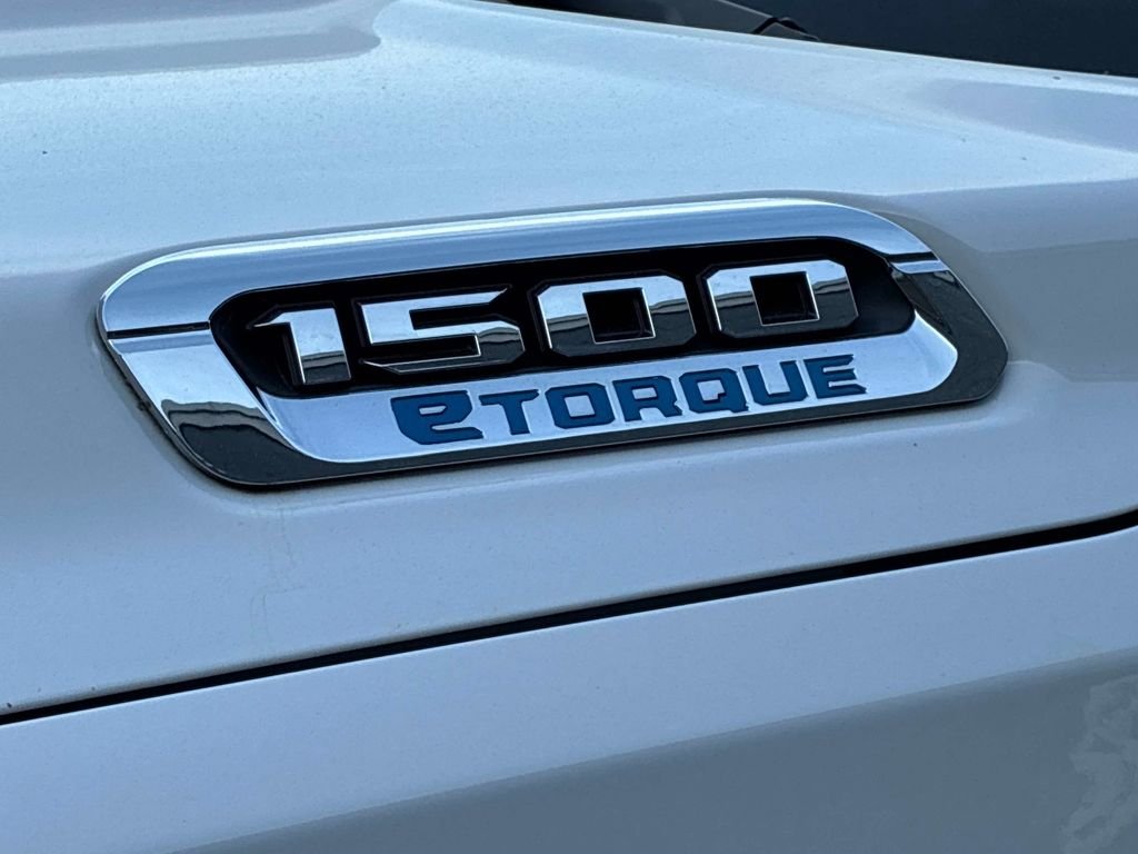 Used 2023 White Ram Big Horn/Lone Star image 18