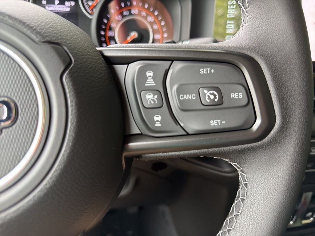 New 2026 Goldilocks Jeep Sport S image 25