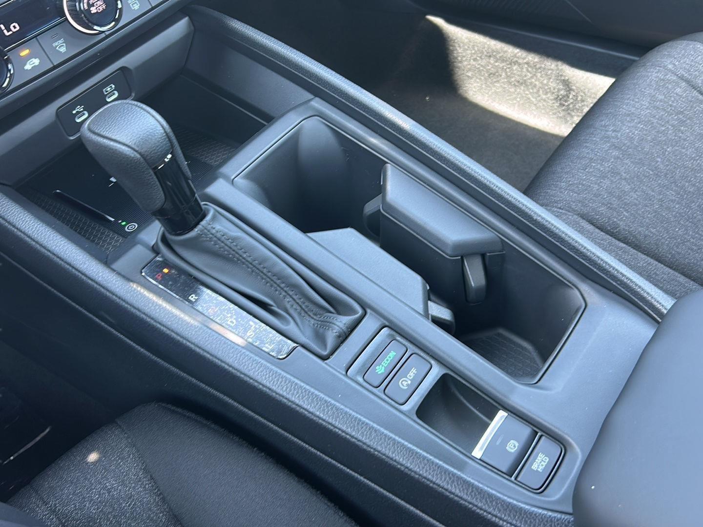 New 2026 Platinum White Pearl Honda LX image 8