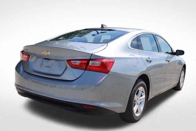 Used 2025 Gray Chevrolet LS image 11