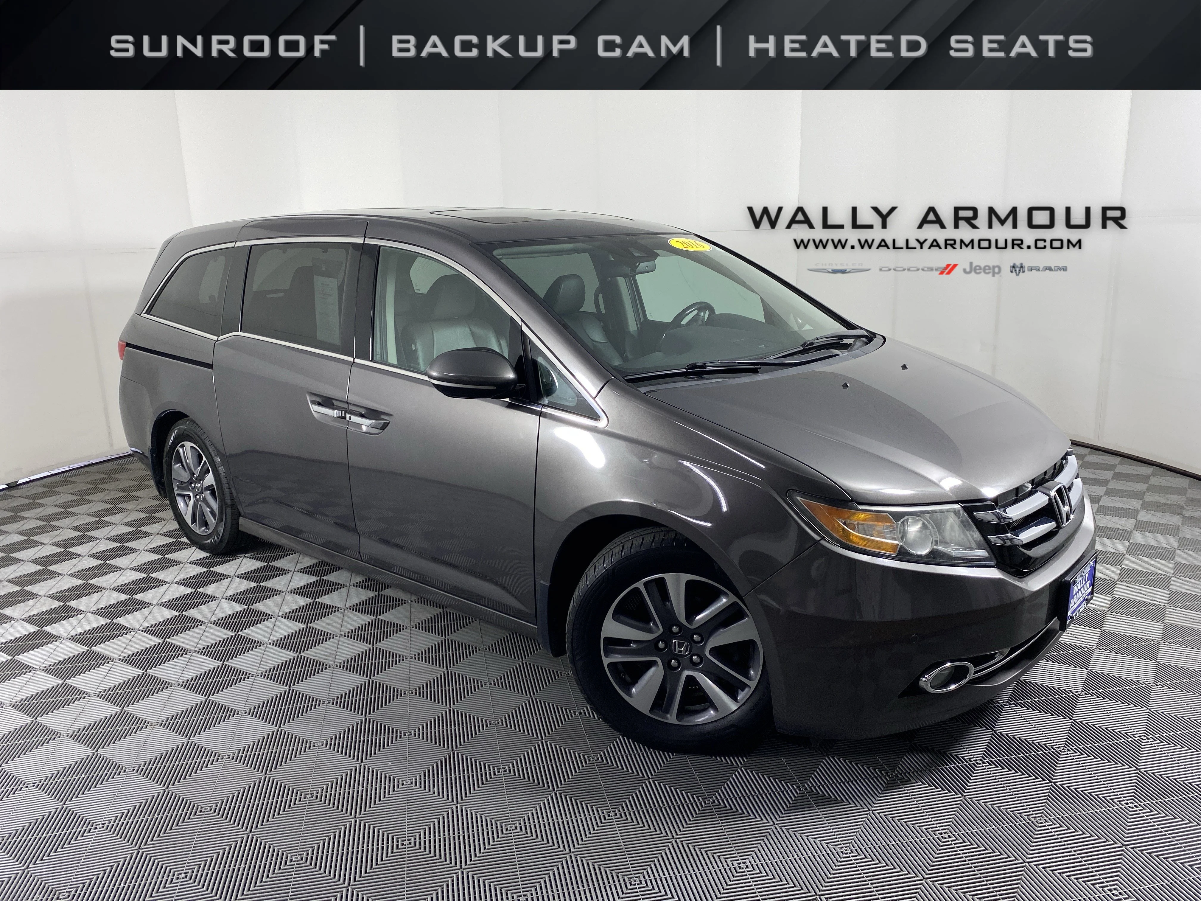 2016 Honda Odyssey Touring Elite's photo