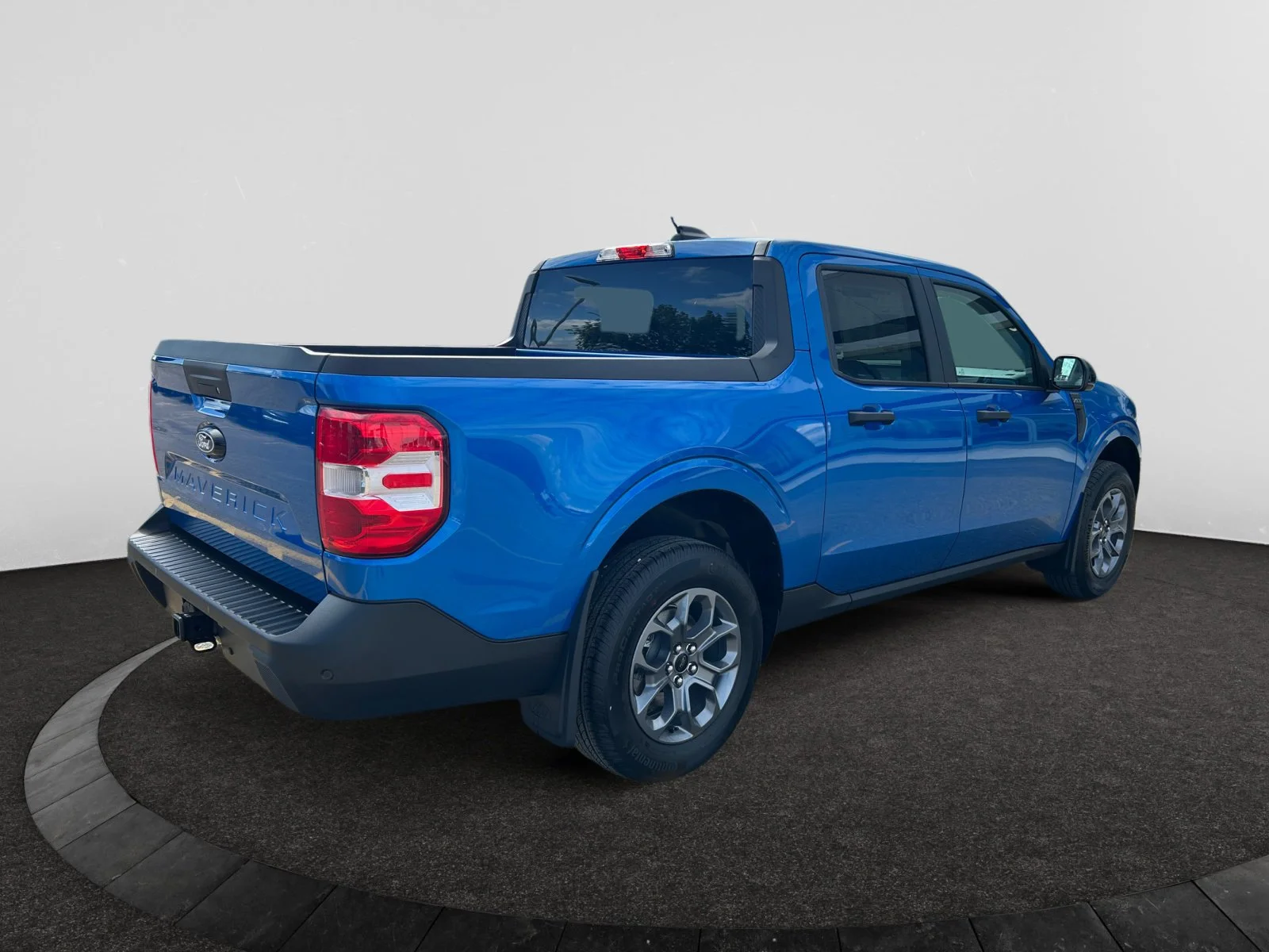 New 2026 Velocity Blue Ford XLT image 5