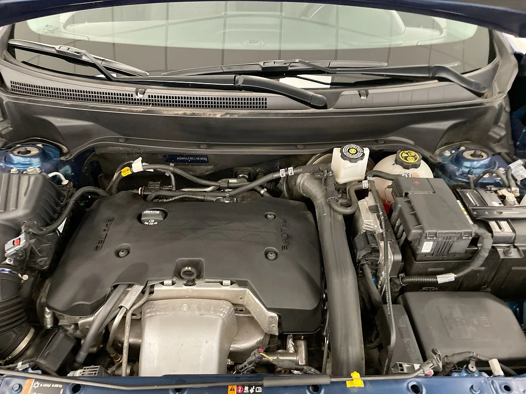 Used 2020 BLUE Chevrolet LT image 29