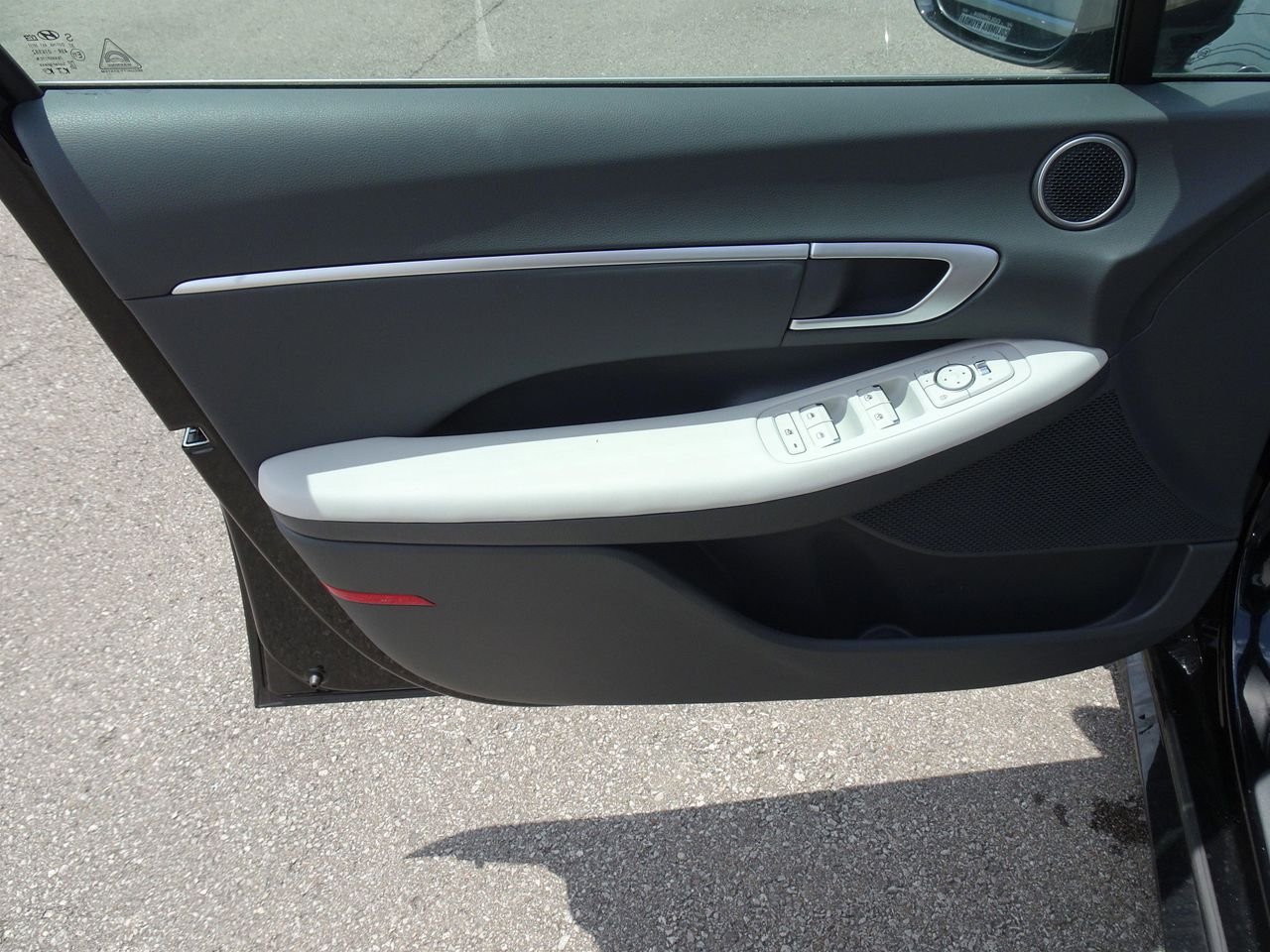 New 2026 Black Hyundai SEL Sport image 12