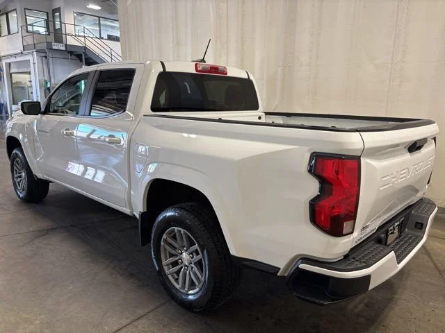 2024 Chevrolet Colorado LT - Photo 6