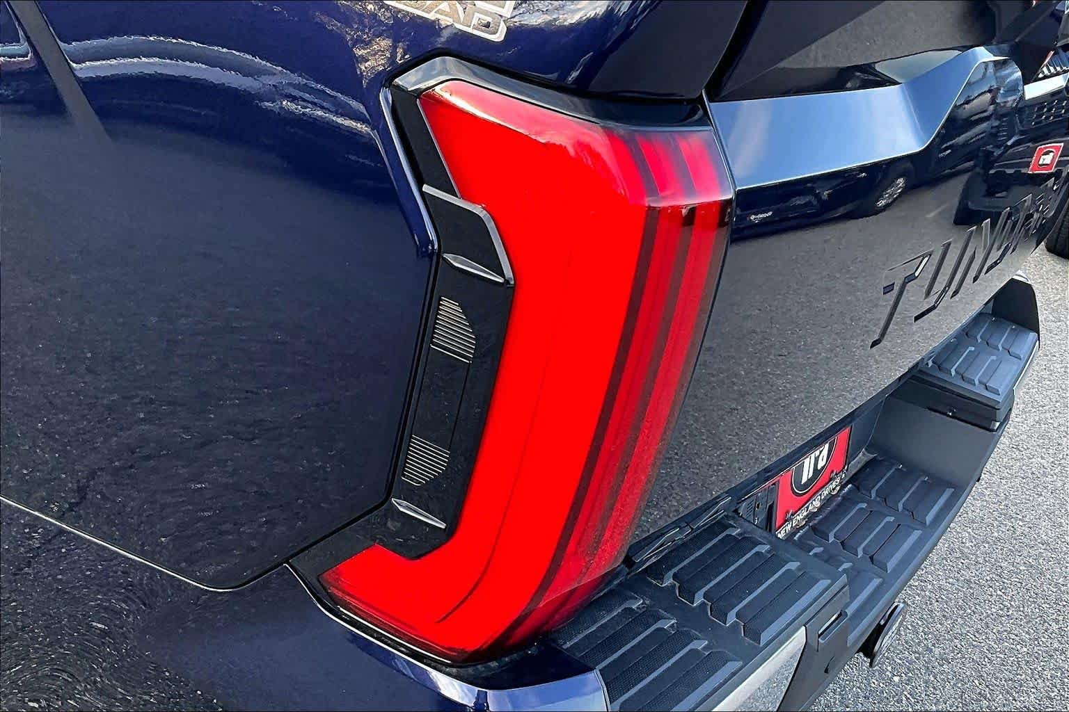 2025 Toyota Tundra SR5 - Photo 14