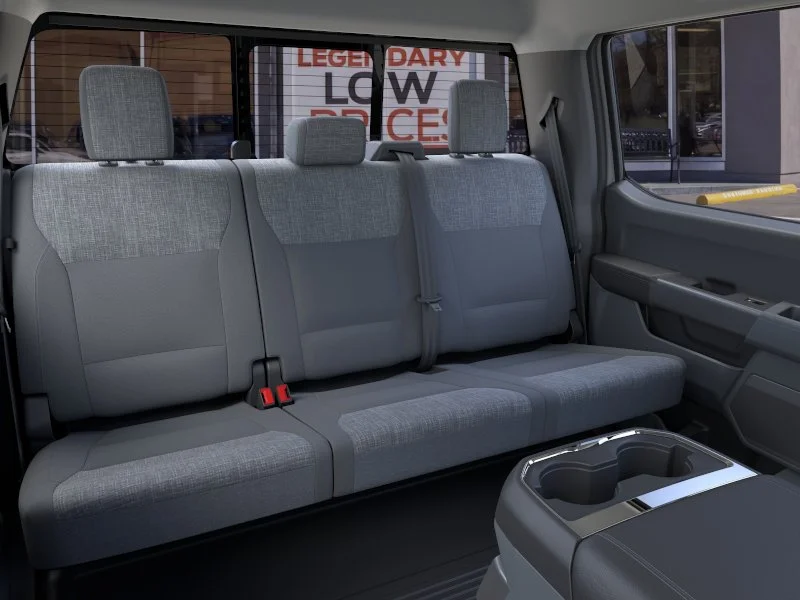 New 2026 Avalanche Ford F-350® XLT image 11