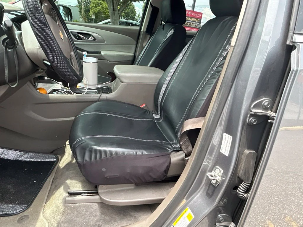 Used 2019 Gray Chevrolet 3LT image 10