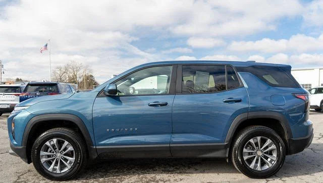 Used 2025 Blue Chevrolet LT image 9