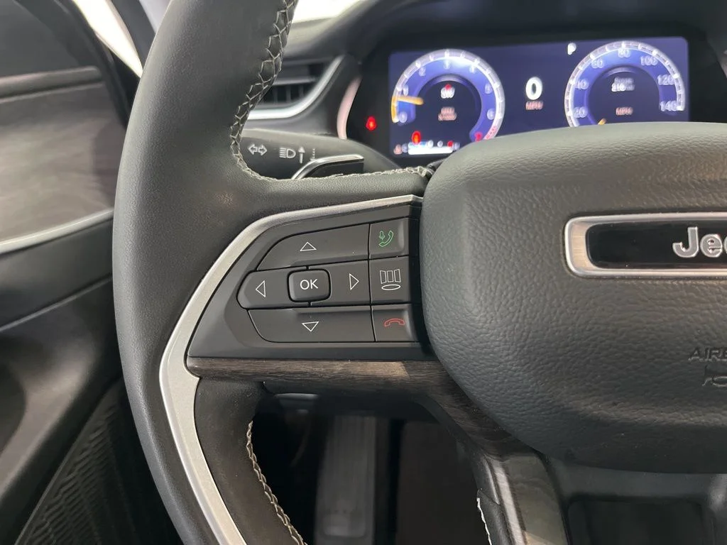 Used 2023 Black Jeep Limited image 6