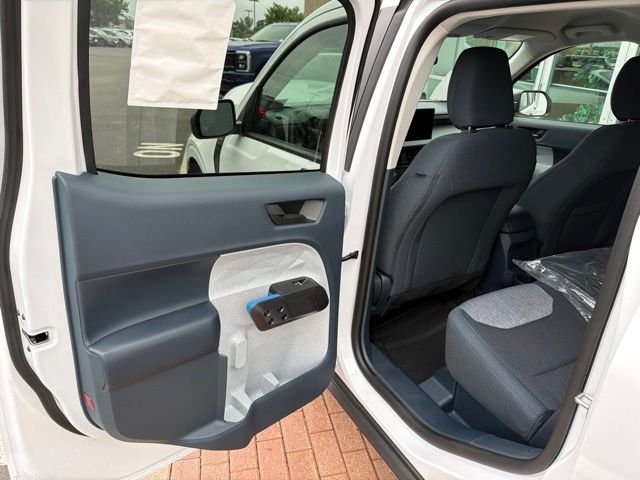 New 2026 Oxford White Ford XLT image 12