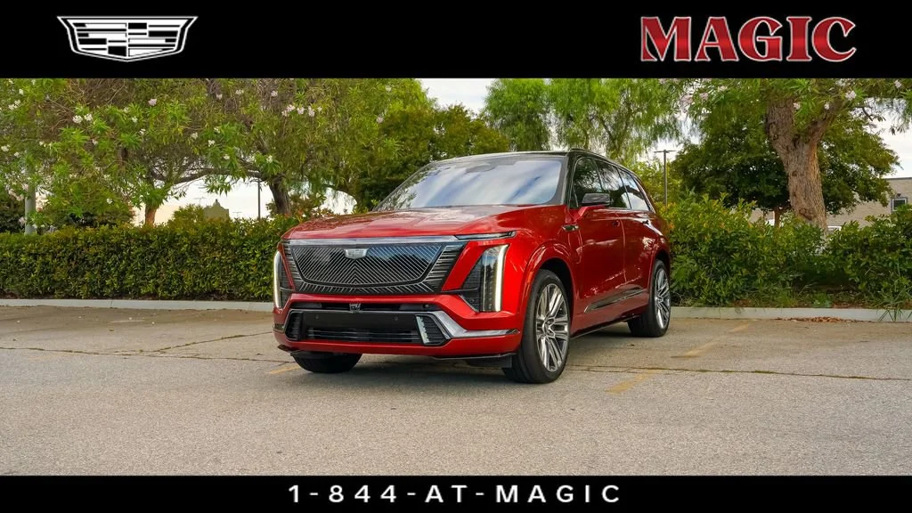 2026 Cadillac Vistiq Platinum Sport AWD's photo