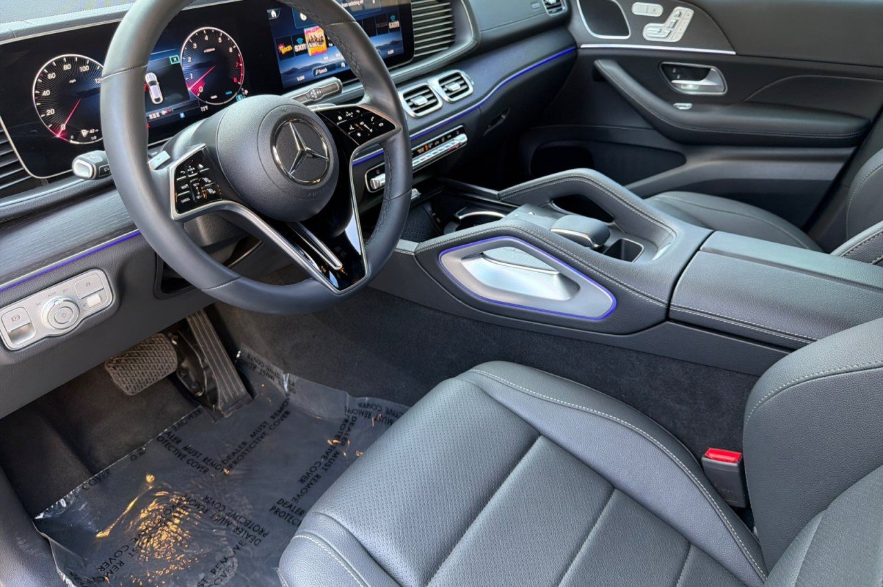 Used 2025 Polar White Mercedes-Benz GLE 450 image 9