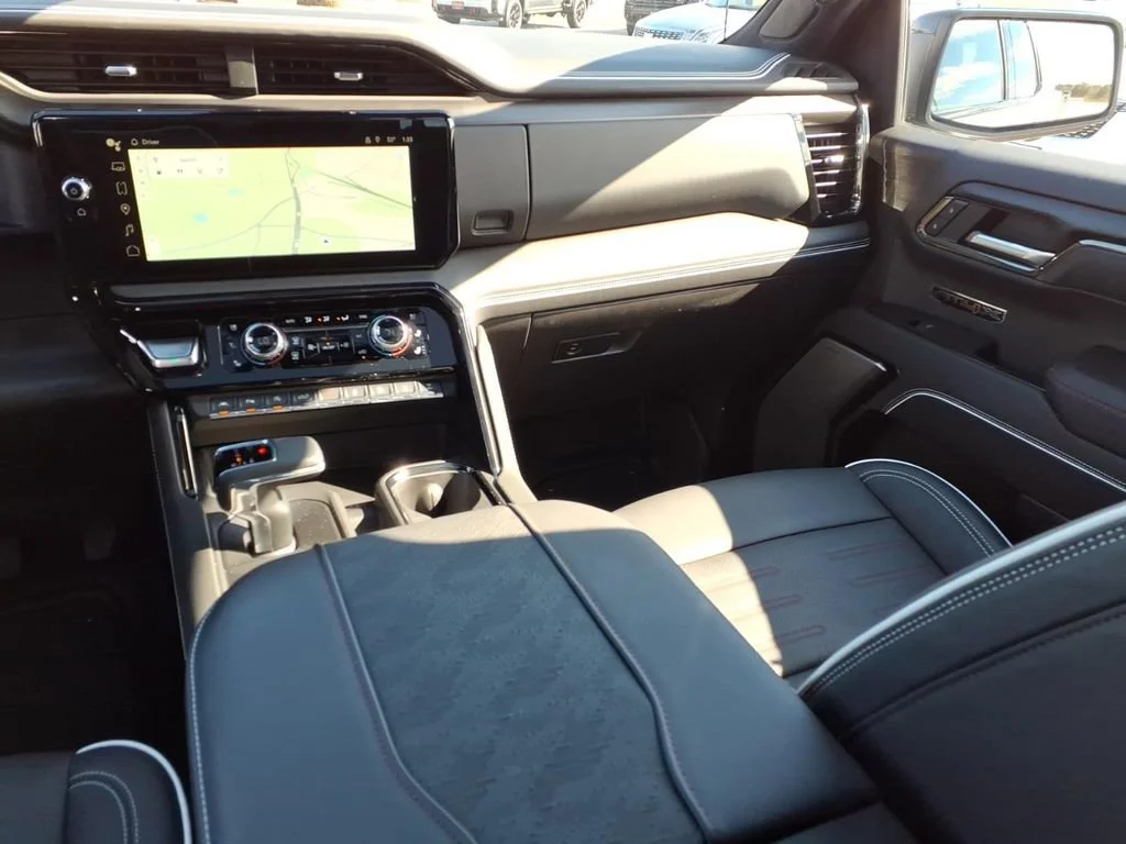 2025 GMC Sierra 1500 AT4X - Photo 13