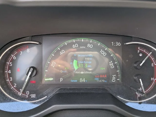 Used 2025 Beige Toyota XLE Premium image 24