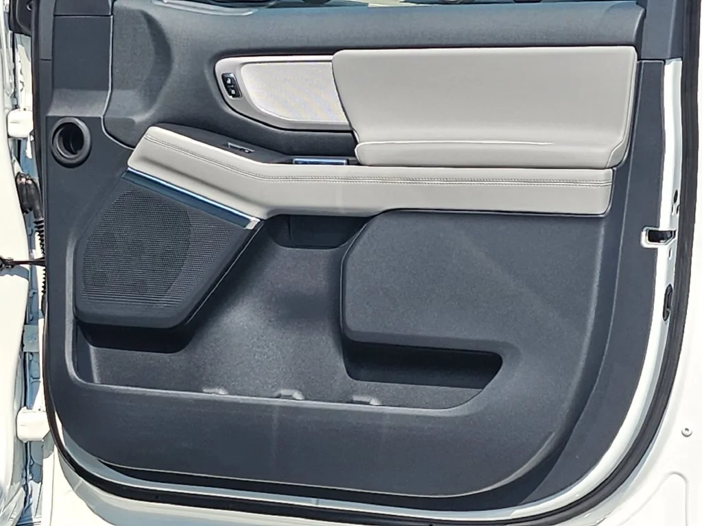 New 2027 White Ford Active image 40
