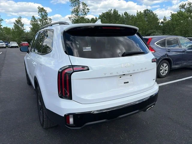 Used 2024 White Kia SX-Prestige X-Pro image 11