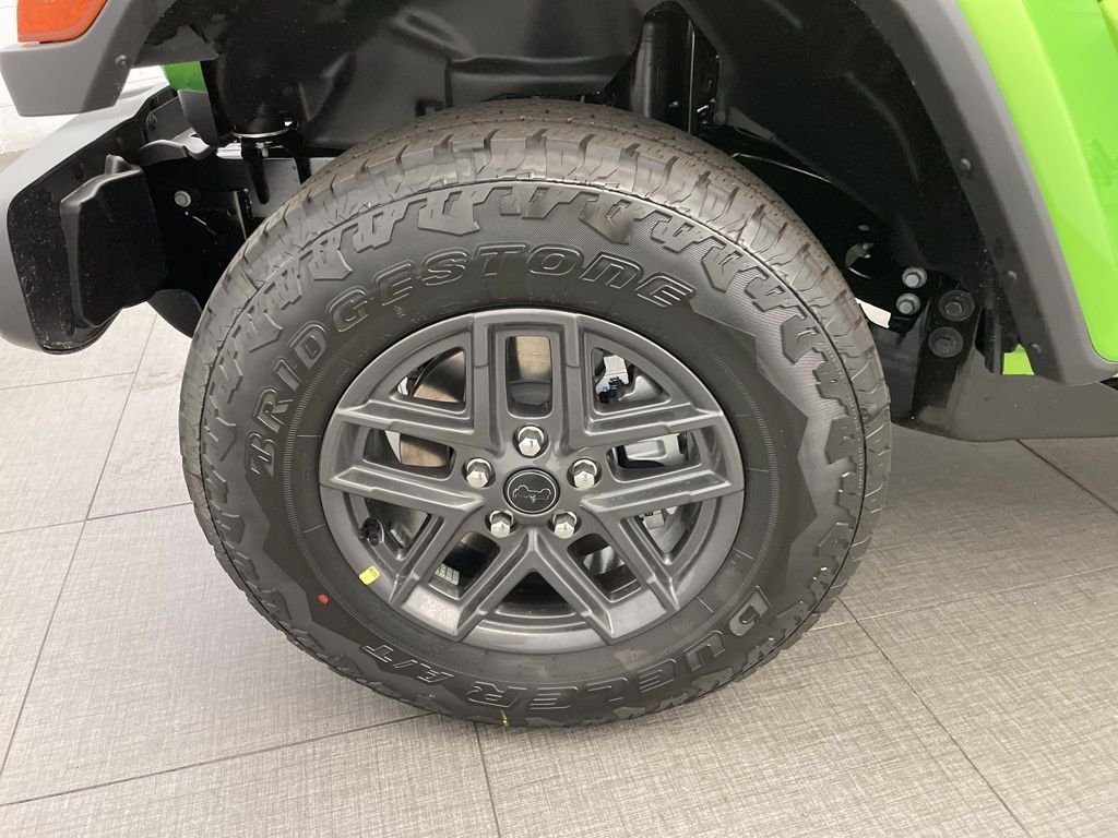 New 2026 Mojito Exterior Paint Jeep Sport S image 8