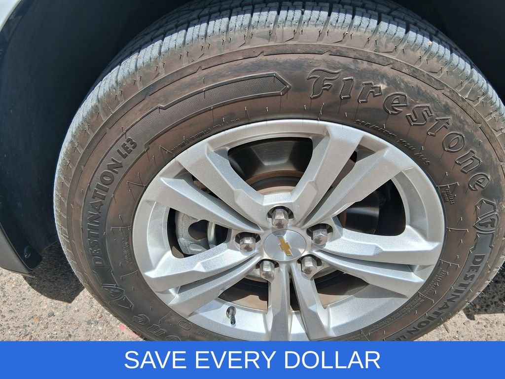 Used 2017 White Chevrolet LS image 8