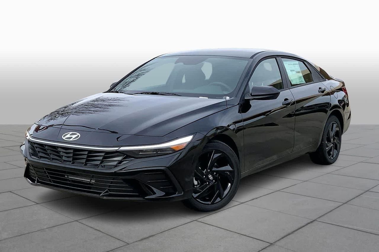 2026 Hyundai Elantra 2.0 SEL Sport IVT's photo