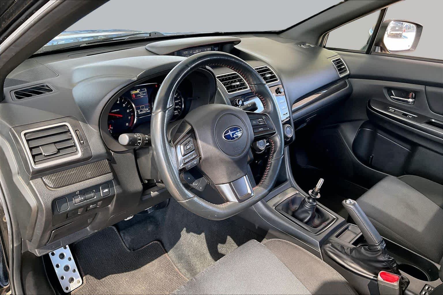 Used 2020 Crystal Black Silica Subaru Premium image 16