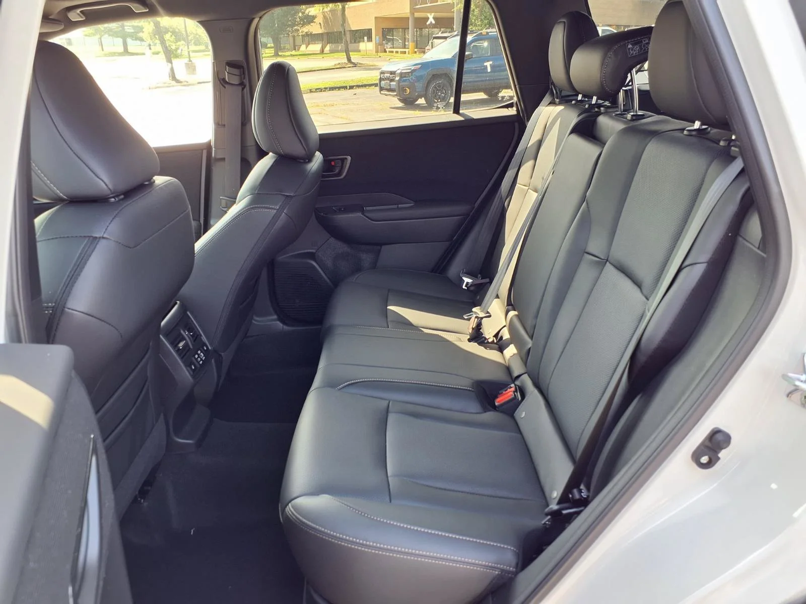 New 2026 CRYSTAL WHITE PEARL Subaru Limited XT image 14